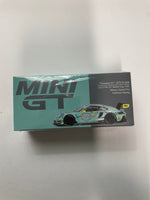 Mini GT 1/64 Porsche 911 GT3 R #28 2023 FIA GT World Cup 70th Macau Grand Prix HubAuto Racing Teal