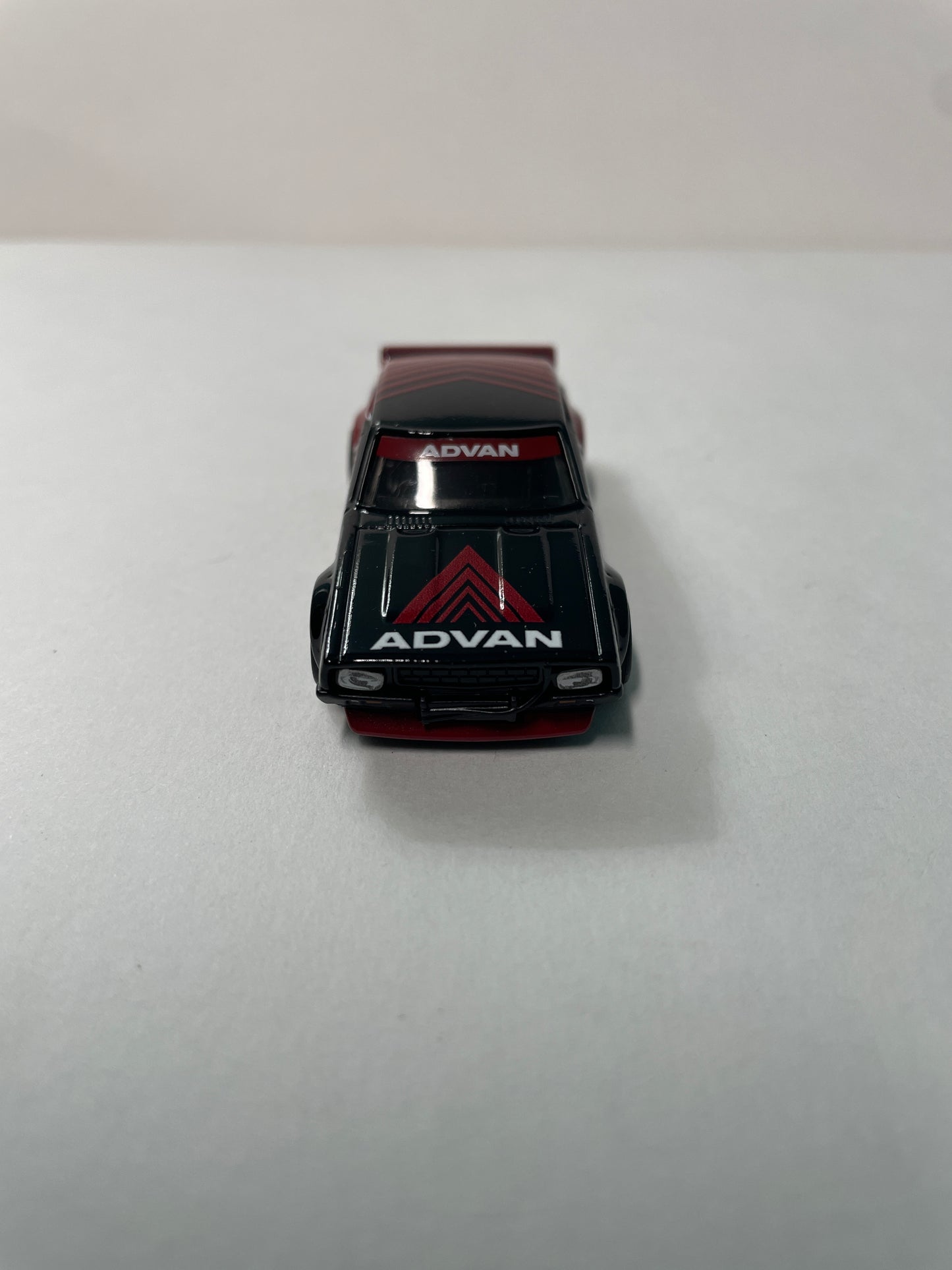 *Loose* Hot Wheels 1/64 Premium Car Culture Box Set Advan Nissan Skyline 2000GT-R LBWK Black & Red