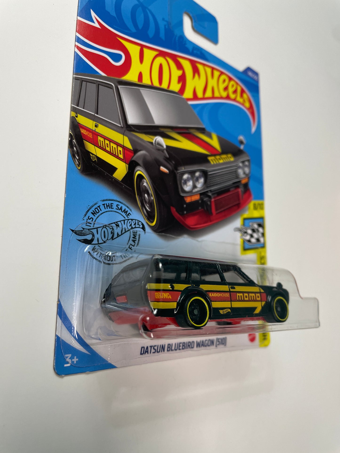Hot Wheels 1/64 Datsun Bluebird Wagon 510 Momo Black