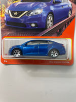 Matchbox 1/64 2016 Nissan Sentra Blue