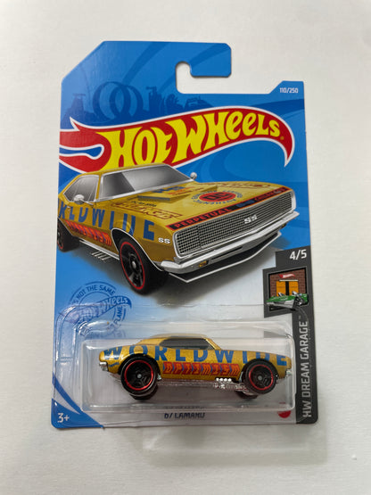Hot Wheels 1/64 ‘67 Chevy Camaro Gold