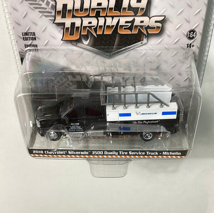 Greenlight 1/64 Dually Drivers 2018 Chevrolet Silverado 3500 Dually Tire Service Truck - Michelin Black