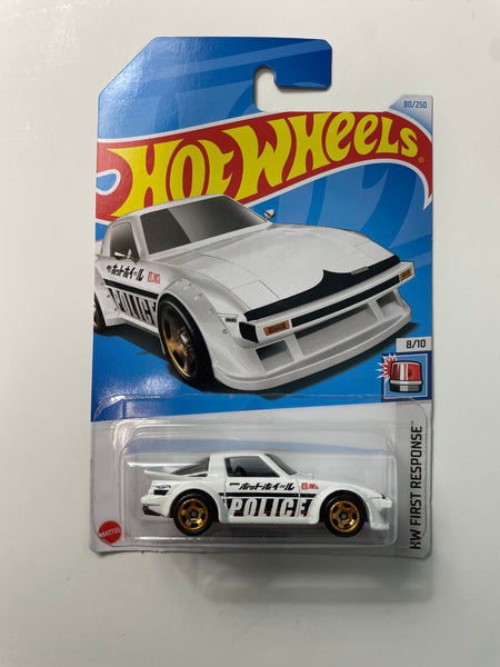 Hot Wheels 1/64 Mazda RX-7 Police White