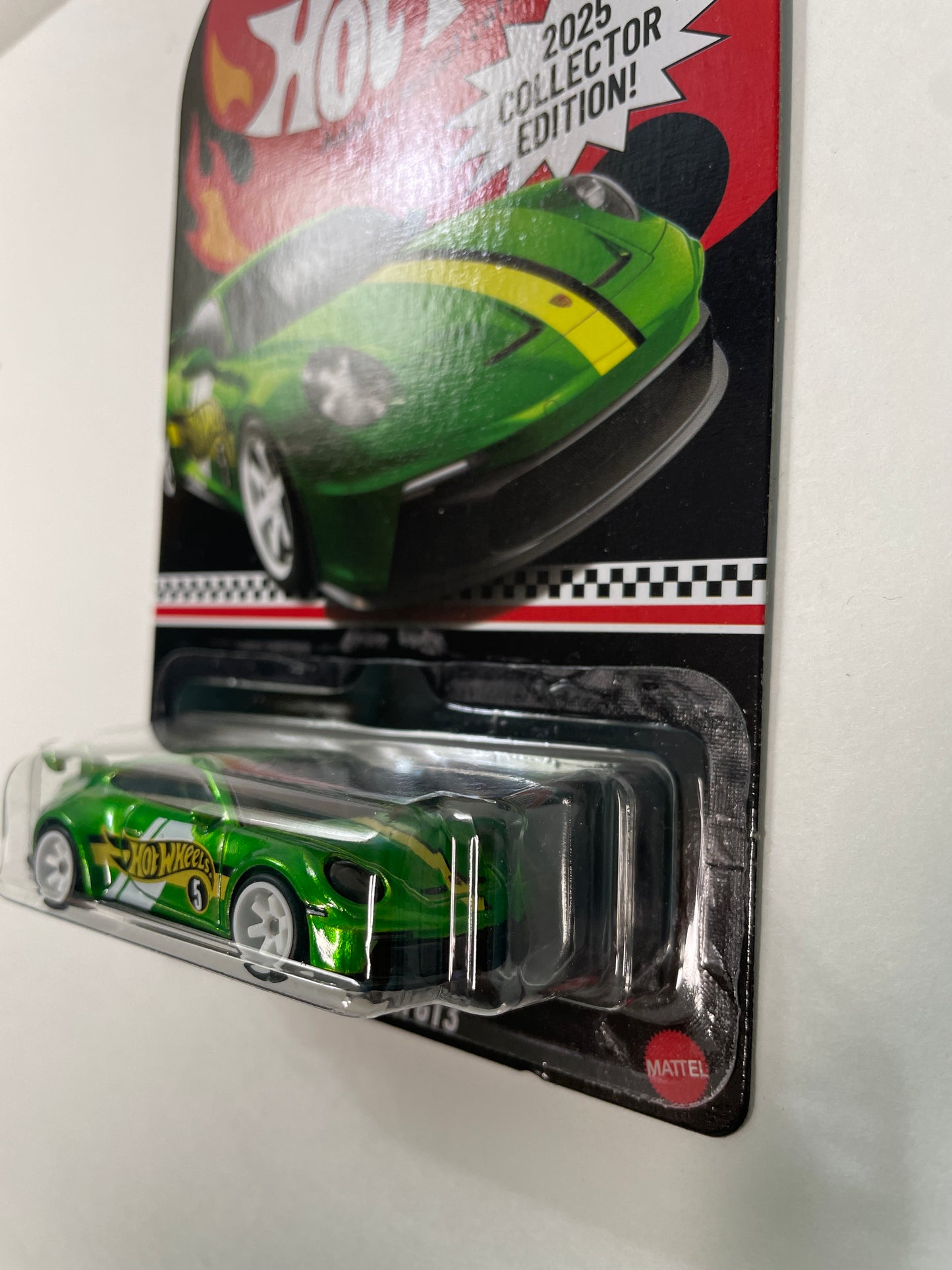 Hot Wheels 1/64 Mail In Porsche 911 GT3 Green