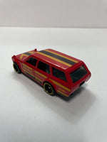 *Loose* Hot Wheels 1/64 ‘71 Datsun 510 Wagon Momo Red