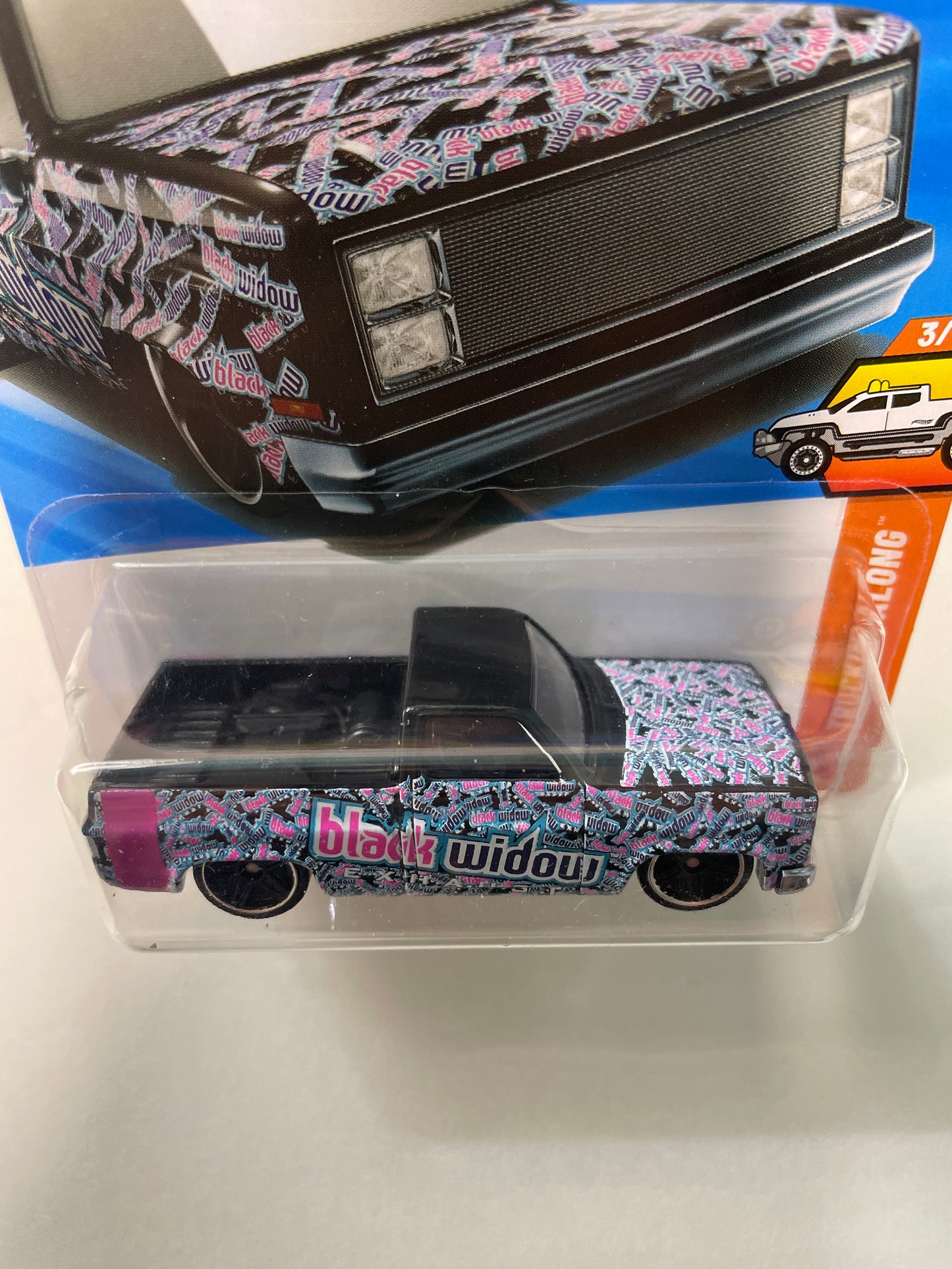 Hot Wheels 1/64 '83 Chevy Silverado Black & Pink