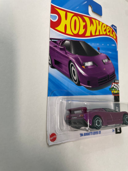 Hot Wheels 1/64 ‘94 Bugatti EB110 SS Purple - Damaged Box