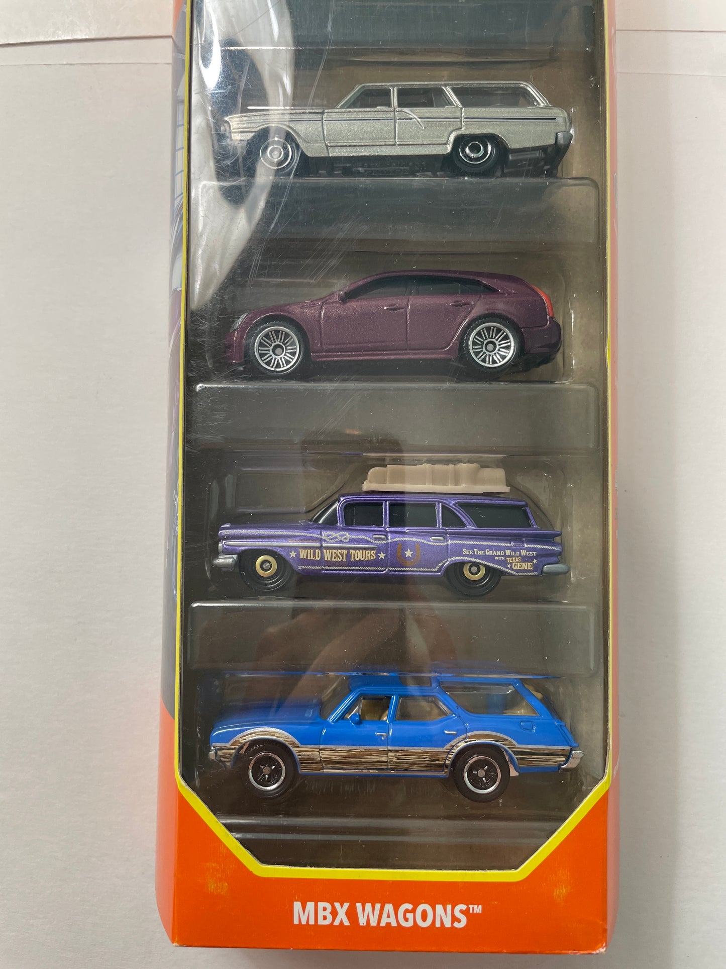 Matchbox 1/64 5 Pack Wagons - Damaged Box