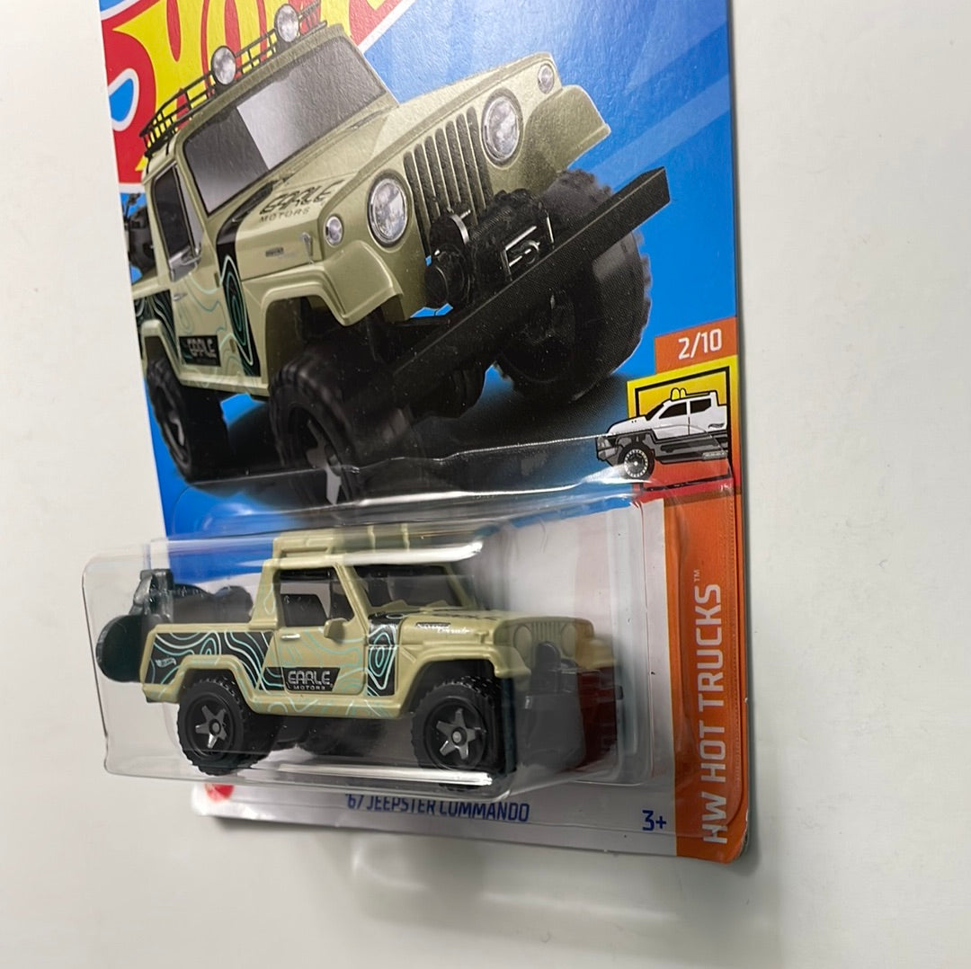 Hot Wheels 1/64 ‘67 Jeepster Commando Green