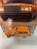 Matchbox 1/64 Germany Mercedes-Benz W 123 Wagon Orange