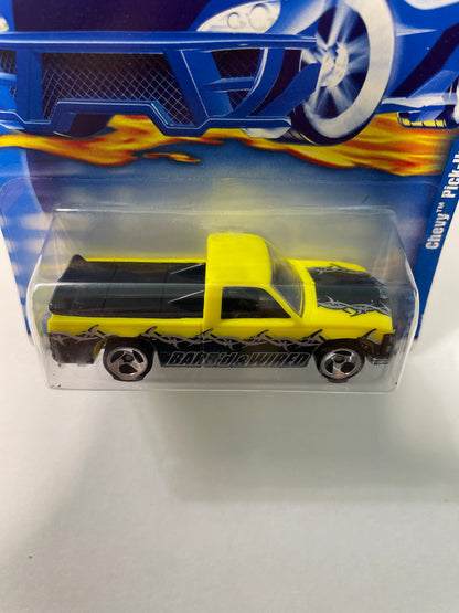 Hot Wheels 1/64 Chevy Pick-up Yellow - Damaged Box