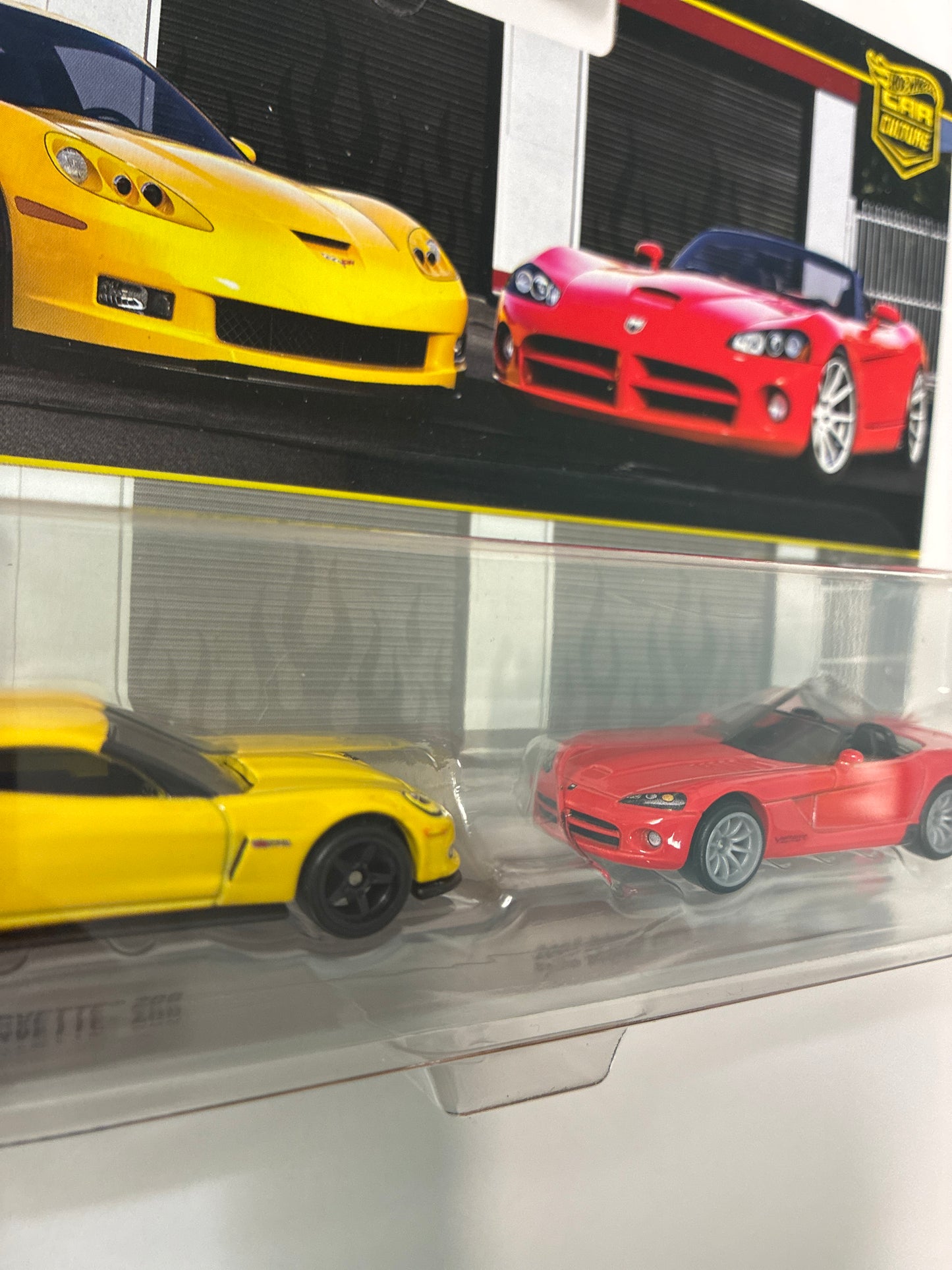 Hot Wheels 1/64 Car Culture Premium 2 Pack 2012 Corvette Z06 & 2003 Dodge Viper SRT-10 - JHW54