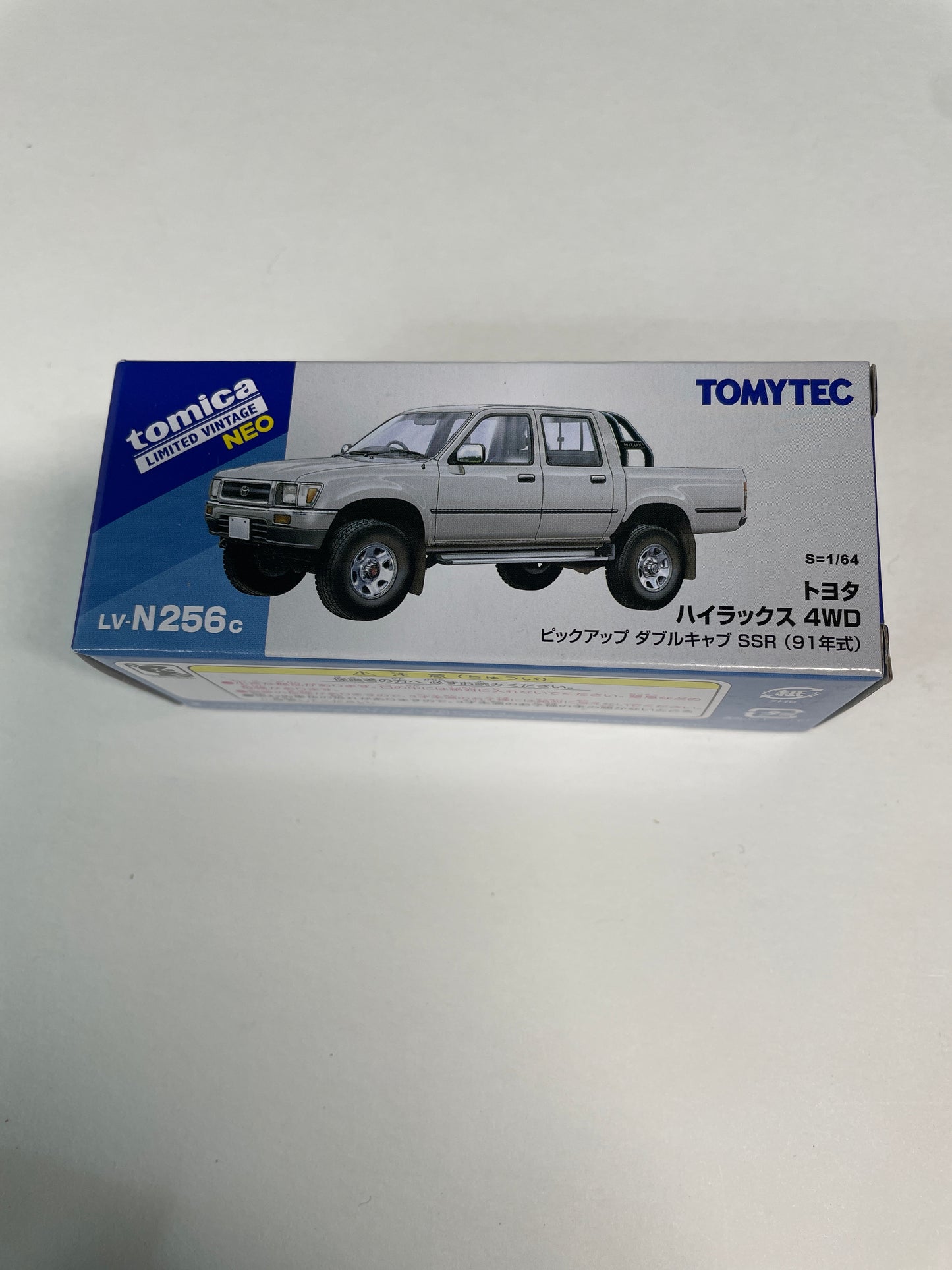 Tomica Limited Vintage Neo 1/64 LV-N256c Toyota Hilux 4WD Pick Up Double Cab SSR 1991 Silver