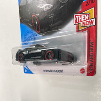 Hot Wheels 1/64 Kroger Exclusive ‘17 Nissan GT-R (R35) Black - Damaged Box