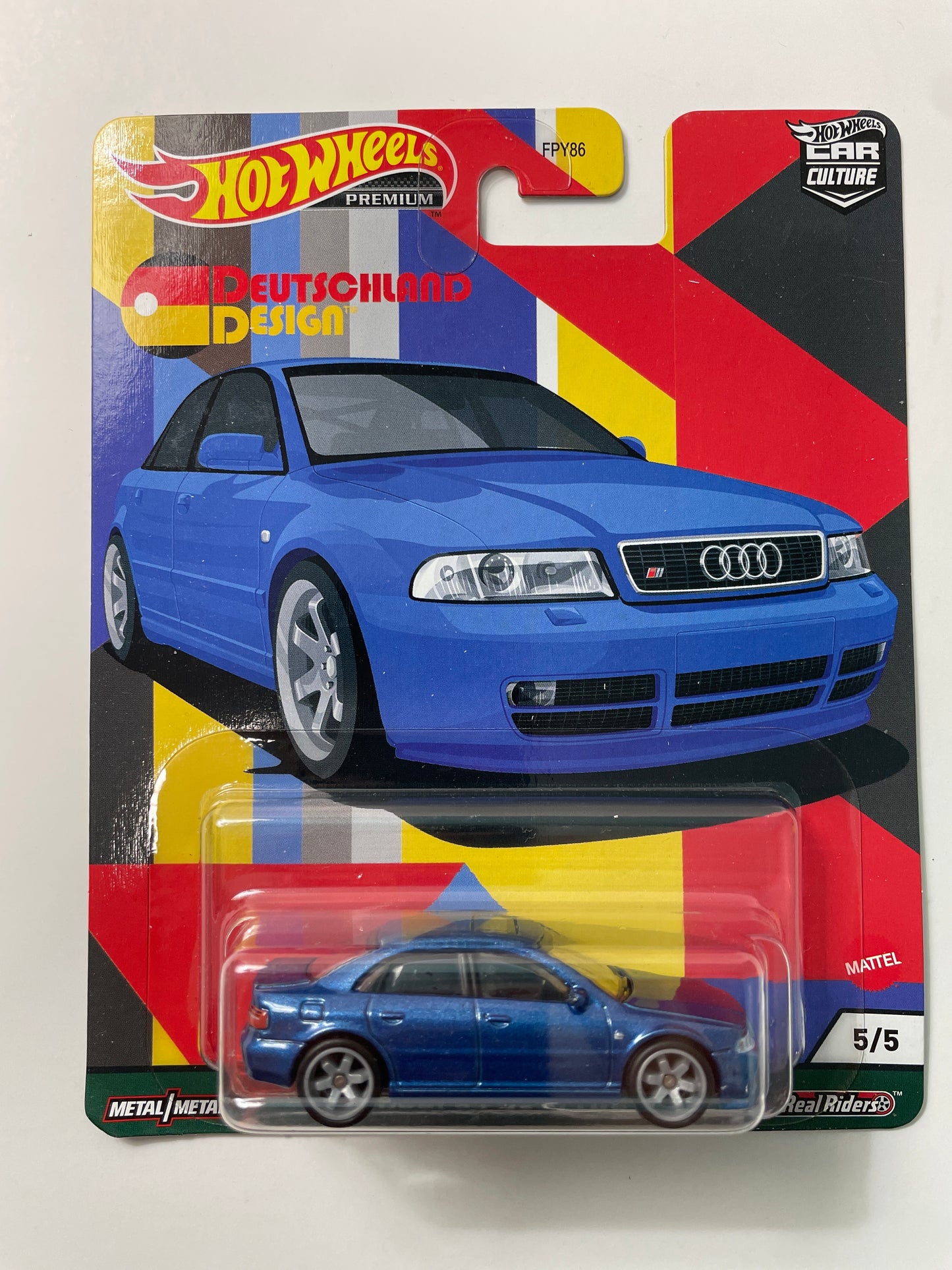 Hot Wheels 1/64 Boulevard Deutschland Design Audi S4 Quattro Blue - Damaged Card