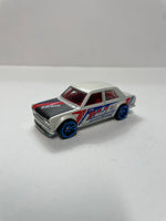 *Loose* Hot Wheels 1/64 Datsun Bluebird 510 White & Red