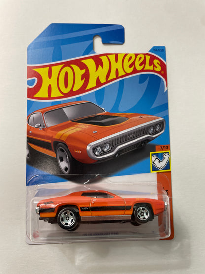 Hot Wheels 1/64 ‘71 Plymouth GTX - Damaged Box