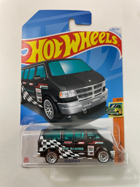 Hot Wheels 1/64 Dodge Van Black