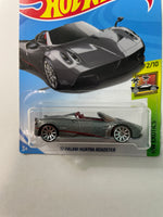 Hot Wheels 1/64 ‘17 Pagani Huayra Roadster Silver