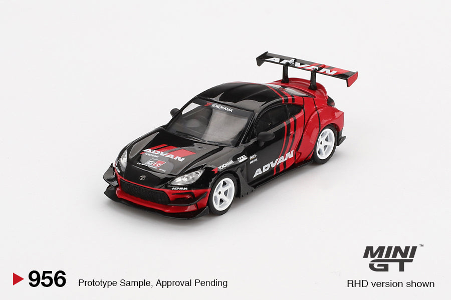 Mini GT 1/64 Toyota GR86 HKS TYPE R ADVAN 2022 Tokyo Auto Salon Red & Black