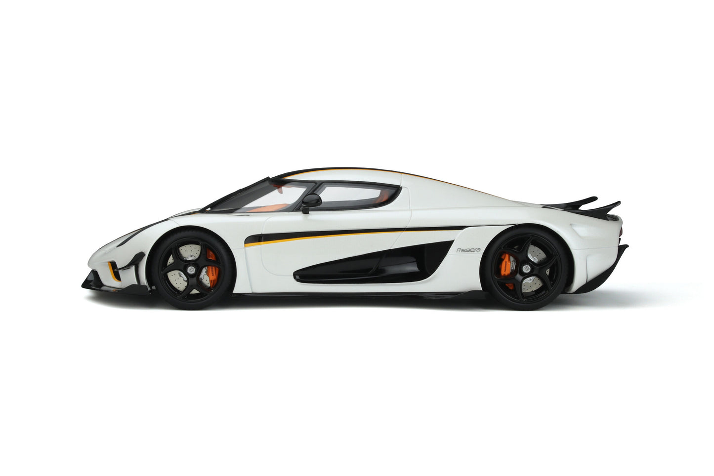 1/18 GT Spirit 2018 Koenigsegg Regera Resin White