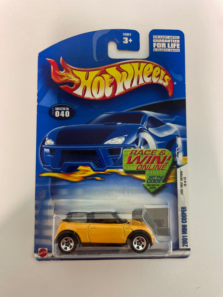 Hot Wheels 1/64 2001 Mini Cooper “5SP Wheels” Yellow