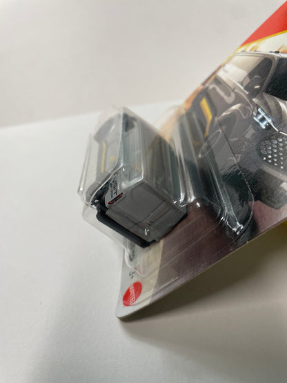 Matchbox 1/64 2023 Ford E-Transit Custom Grey