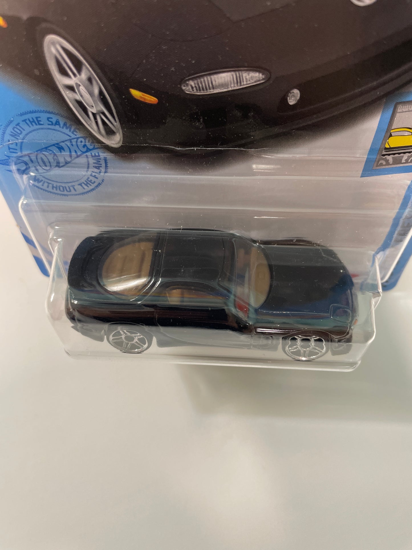 Hot Wheels 1/64 ‘95 Mazda RX-7 Black - Damaged Box