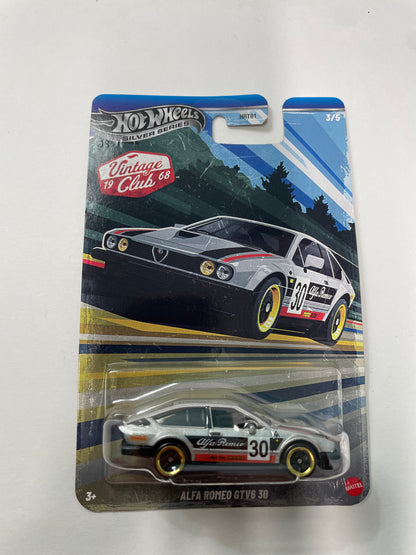Hot Wheels 1/64 Silver Series Vintage Club 1968 Alfa Romeo GTV6 30 Silver - JKY30