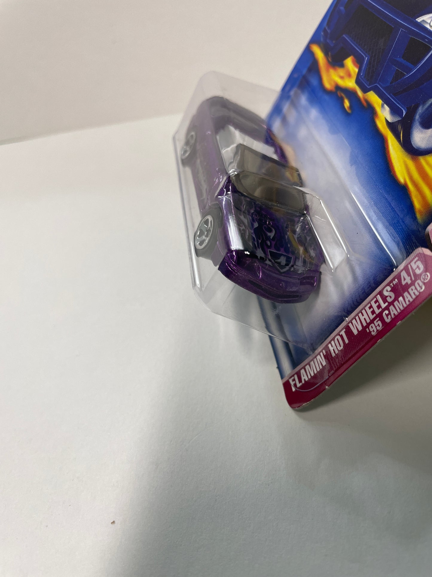 Hot Wheels 1/64 ‘95 Camaro Purple