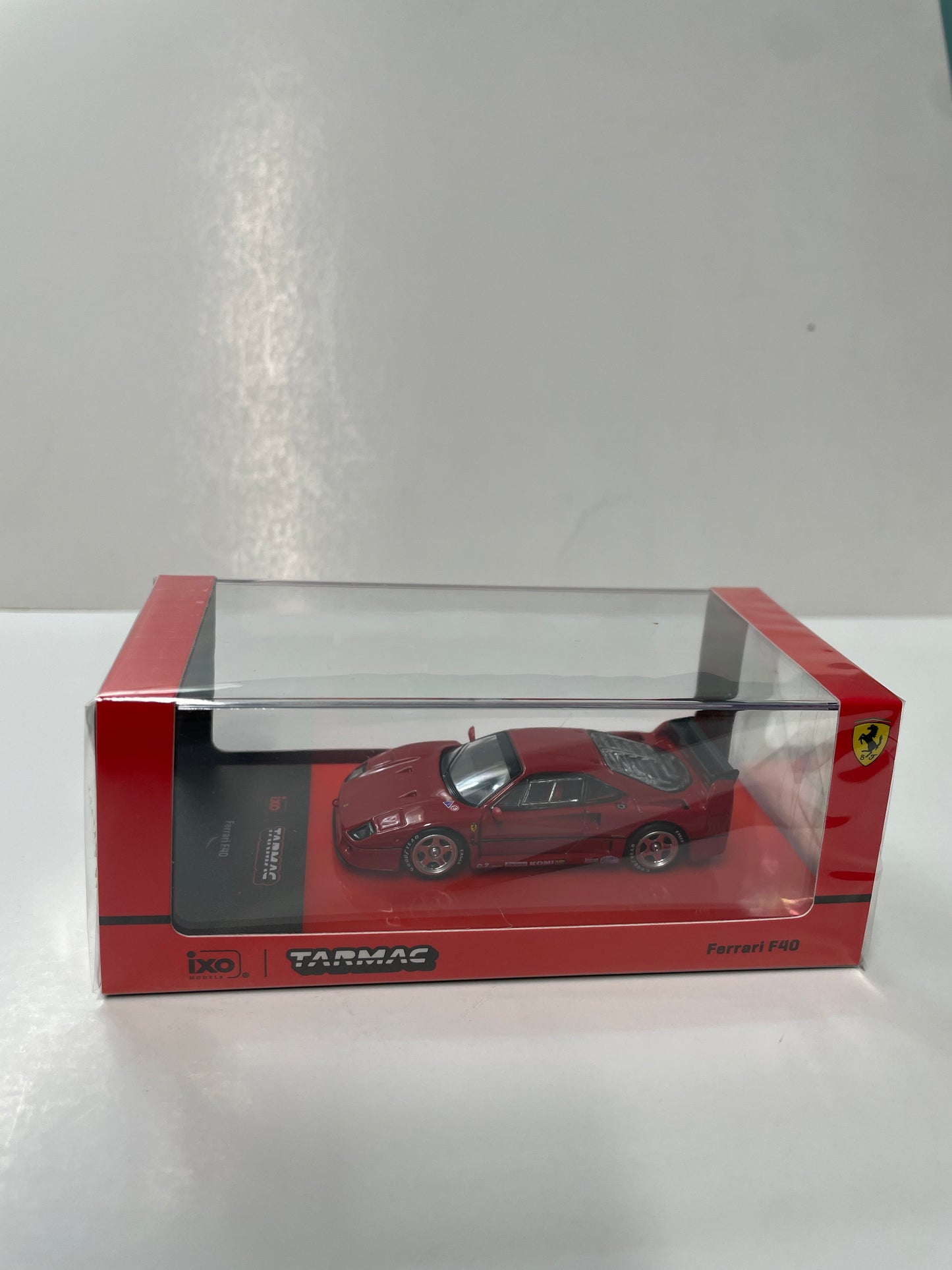 Tarmac Works x iXO Models 1/64 Ferrari F40 Red - ROAD64 - T64R-076-RE2