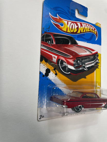 Hot Wheels 1/64 ‘61 Chevy Impala Red - Damaged Box