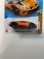 Hot Wheels 1/64 Lamborghini Huracan Sterrato Orange