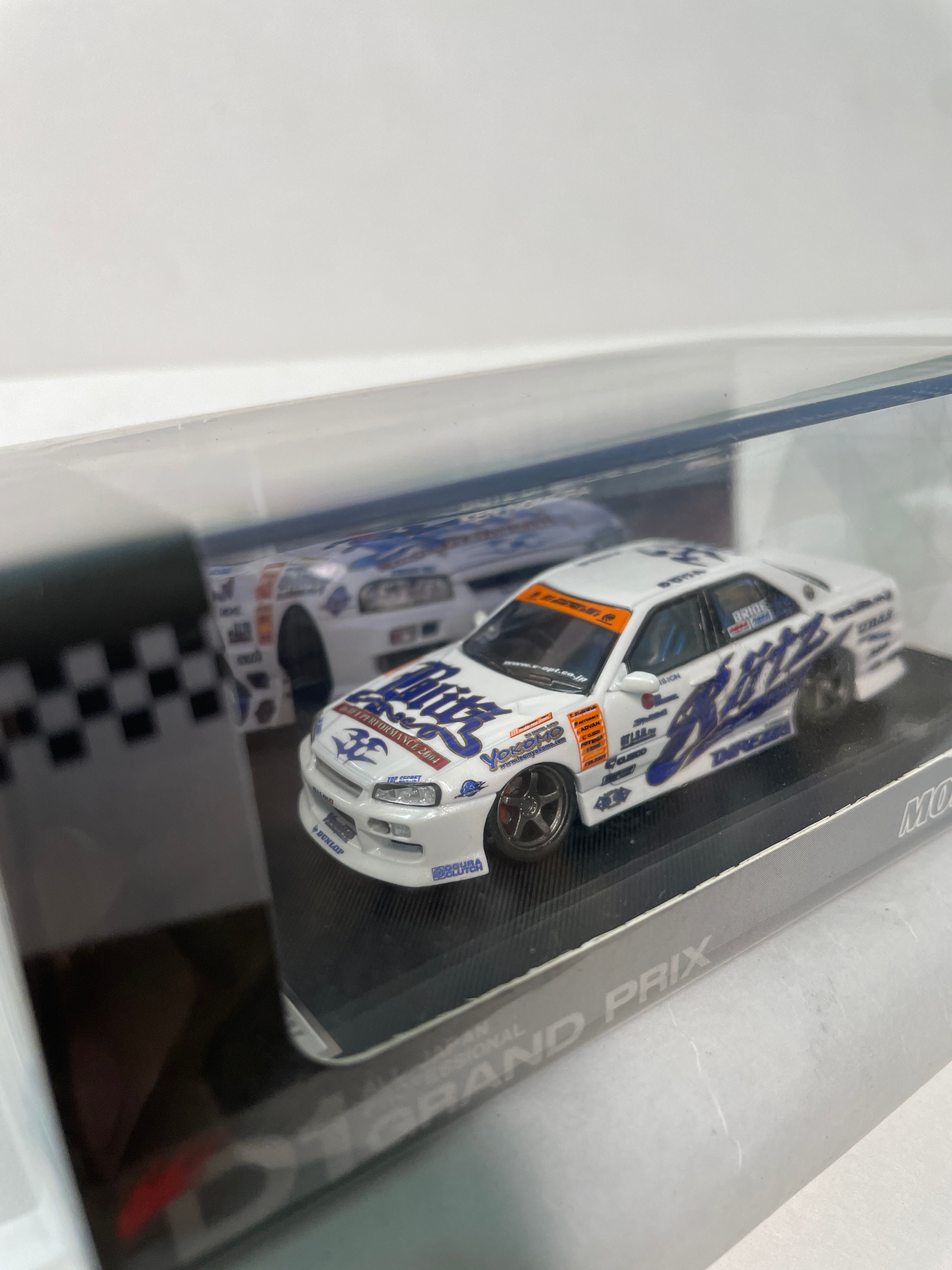 Mortal Model 1/64 Blitz Ken Nomura D1 Nissan Skyline ER34 2004