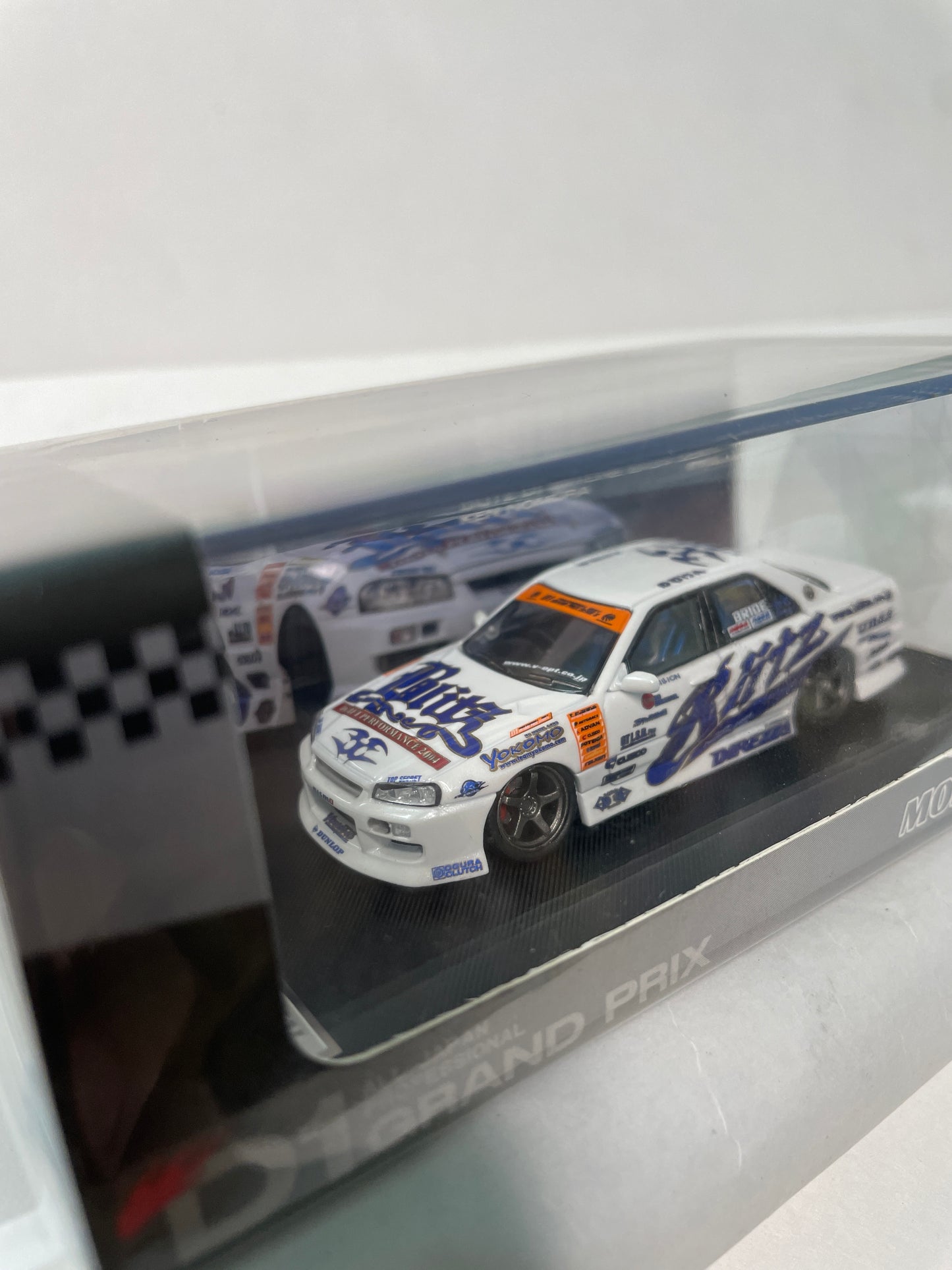 Mortal Model 1/64 Blitz Ken Nomura D1 Nissan Skyline  ER34 2004 White