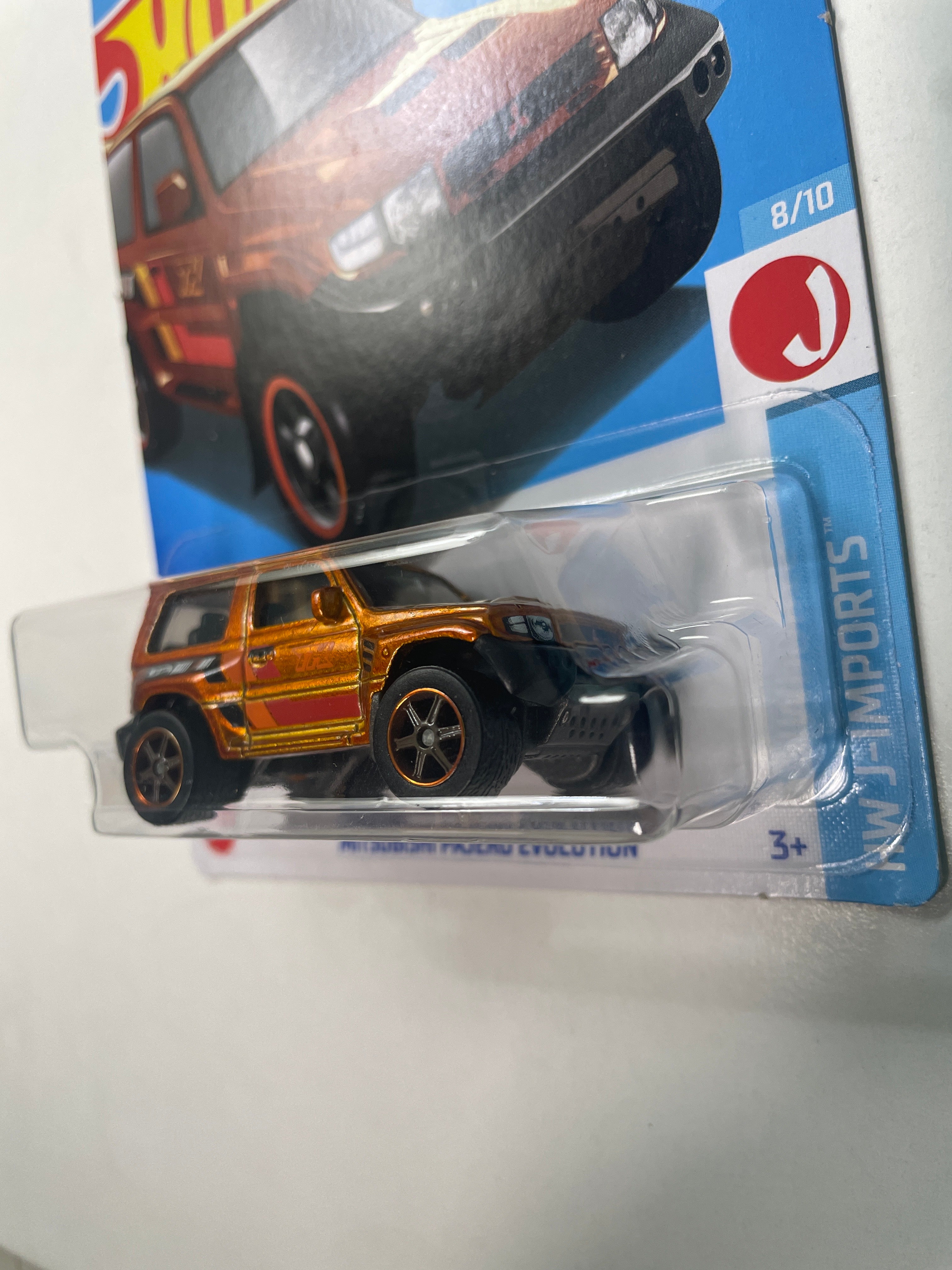 Hot Wheels 1/64 Super Treasure Hunt Mitsubishi Pajero Evolution
