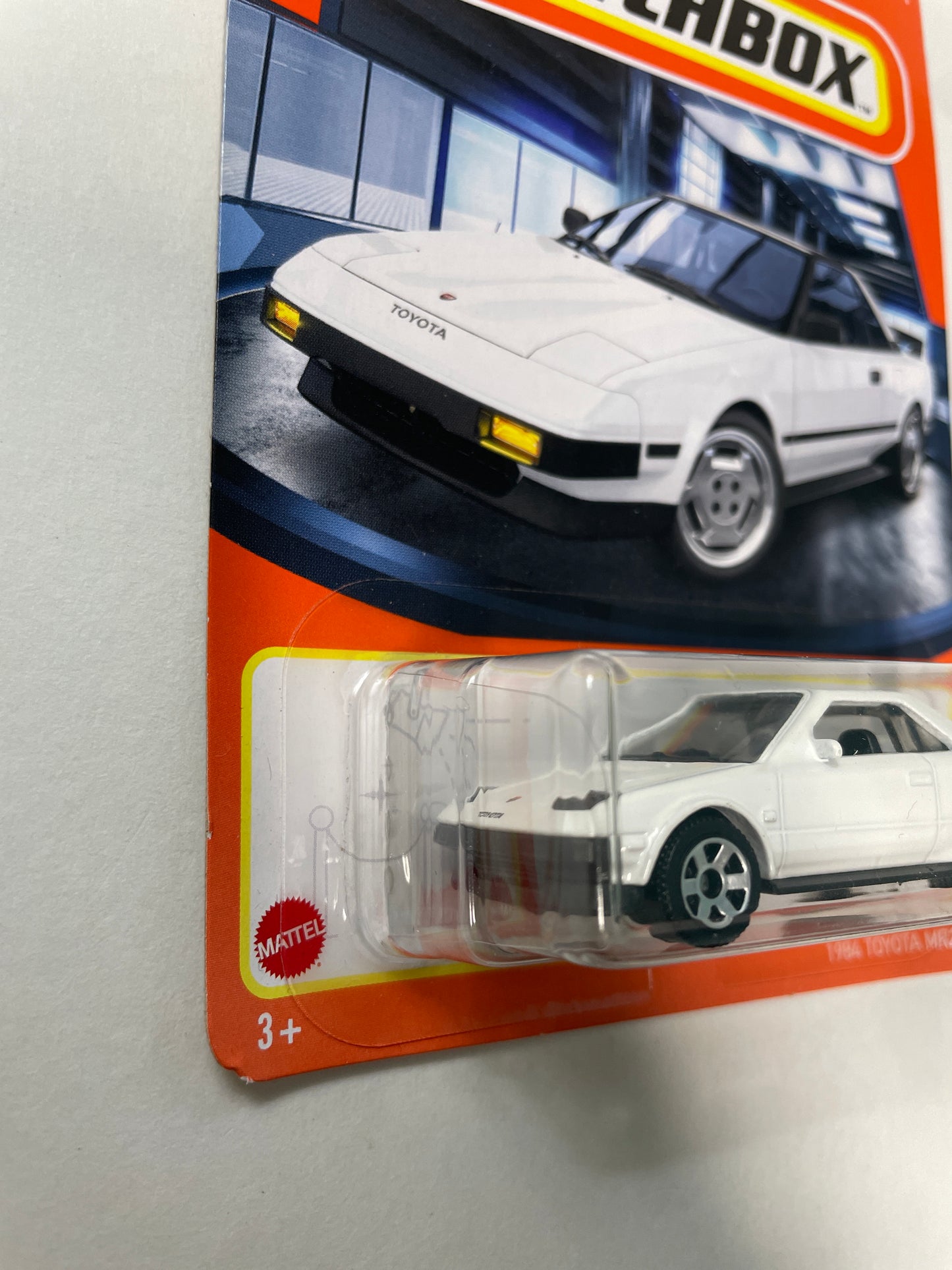 Matchbox 1/64 1984 Toyota MR2 AW11 (Close Headlights) White - Damaged Box