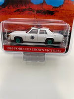 *Chase* Greenlight 1/64 Hollywood Thelma & Louise 1983 Ford LTD Crown Victoria White