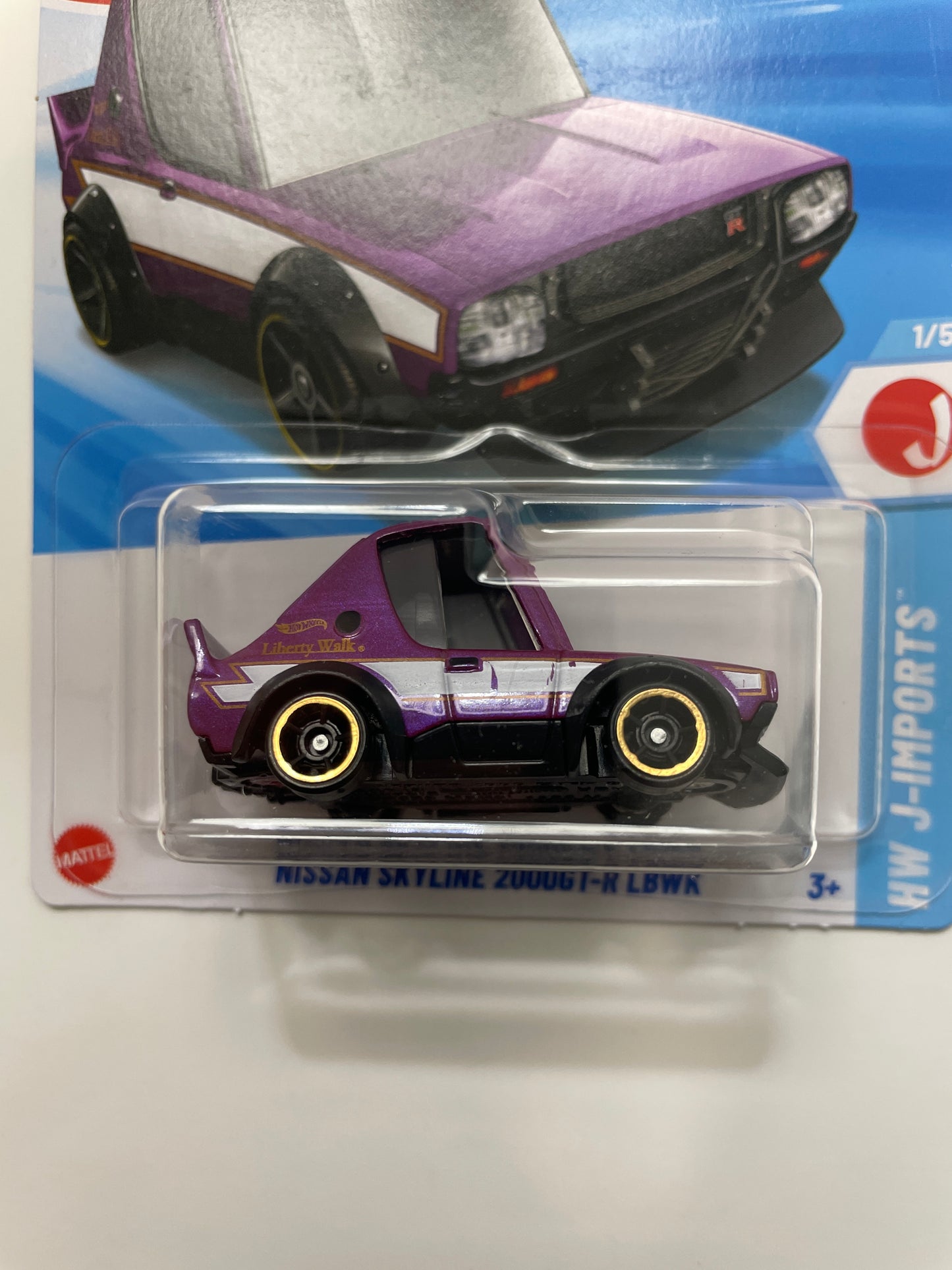 Hot Wheels 1/64 Nissan Skyline 2000GT-R LBWK Purple