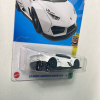 Hot Wheels 1/64 LB-Works Lamborghini Huracan Coupé White