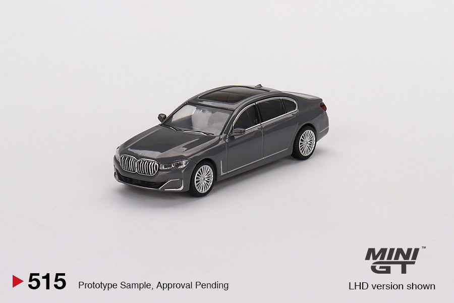 Mini GT 1/64 BMW 750Li xDrive Bernina Grey Amber Effect