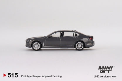 Mini GT 1/64 BMW 750Li xDrive Bernina Grey Amber Effect