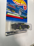 Hot Wheels 1/64 Mercedes C-Class Purple - Damaged Card