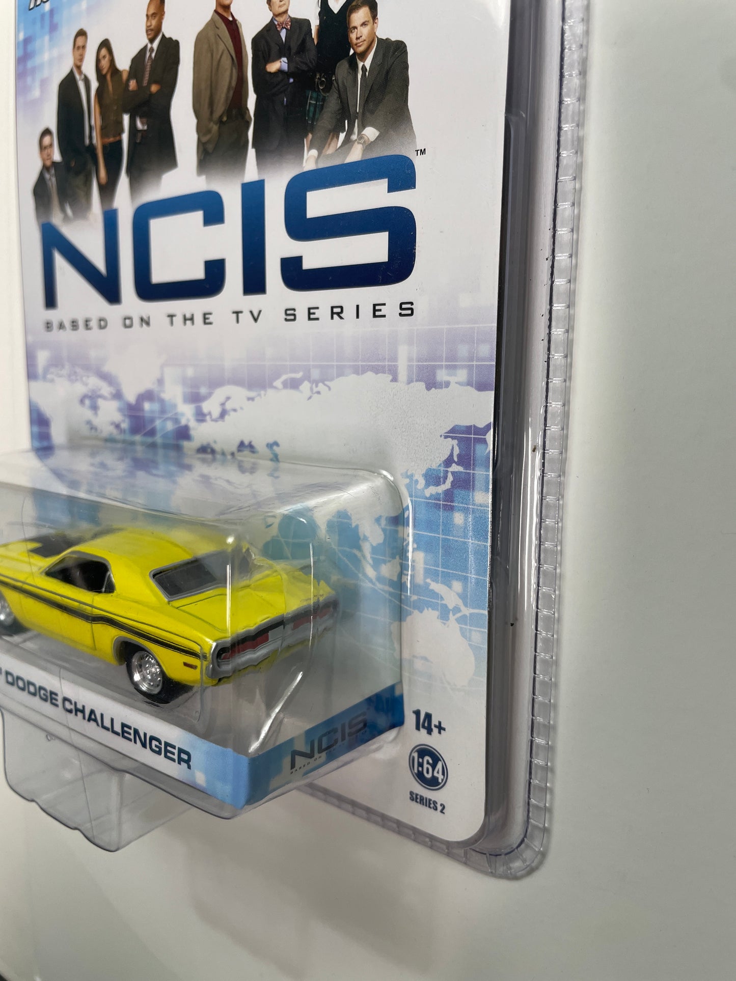 Greenlight 1/64 Hollywood NCIS Gibb’s Dodge Challenger Yellow - 44620-D - Damaged Box