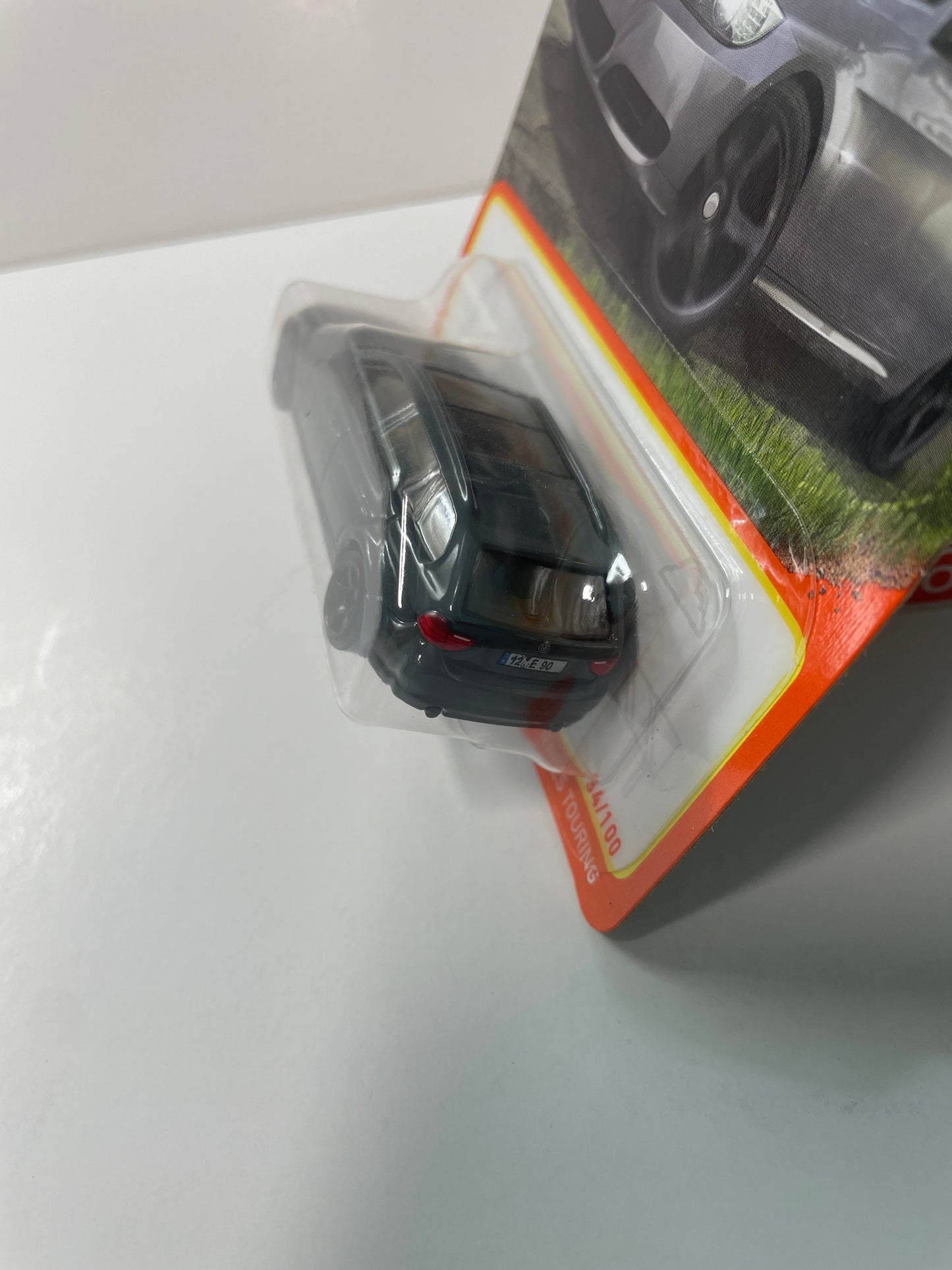 Matchbox 1/64 2012 BMW 3 Series Touring Grey