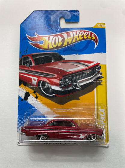 Hot Wheels 1/64 ‘61 Chevy Impala Red - Damaged Box