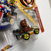 Hot Wheels Mario Kart Tanooki Mario w/ Standard Kart