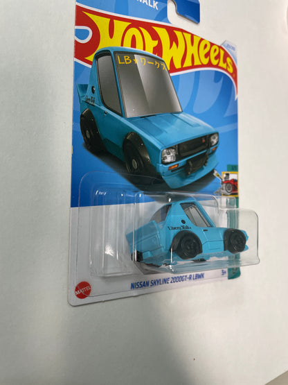 Hot Wheels 1/64 Nissan Skyline 2000GT-R LBWK Tooned Blue - Damaged Card