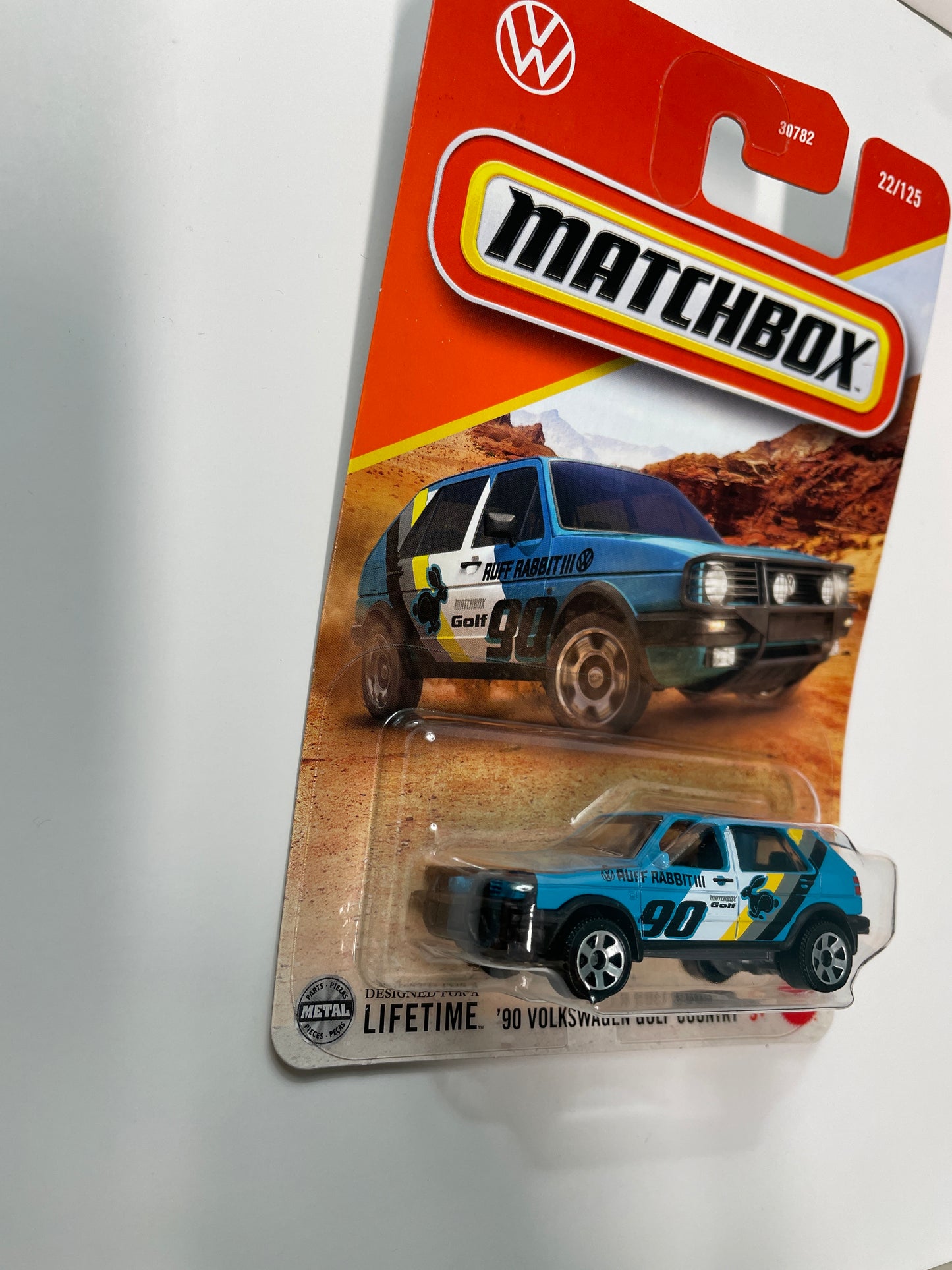 Matchbox 1/64 ‘90 Volkswagen Golf Country Blue