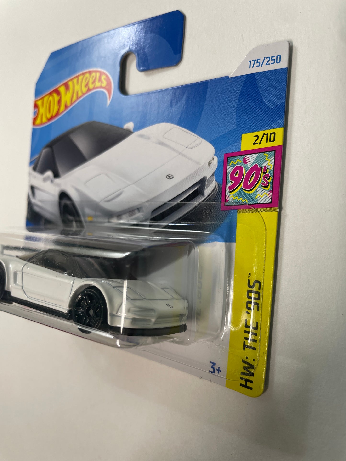 Hot Wheels 1/64 '90 Acura NSX Short Card White